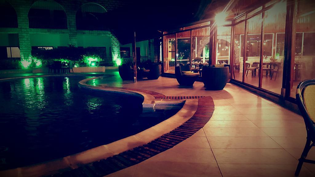 Riviera Taouyah Hotel Conakry Exterior photo