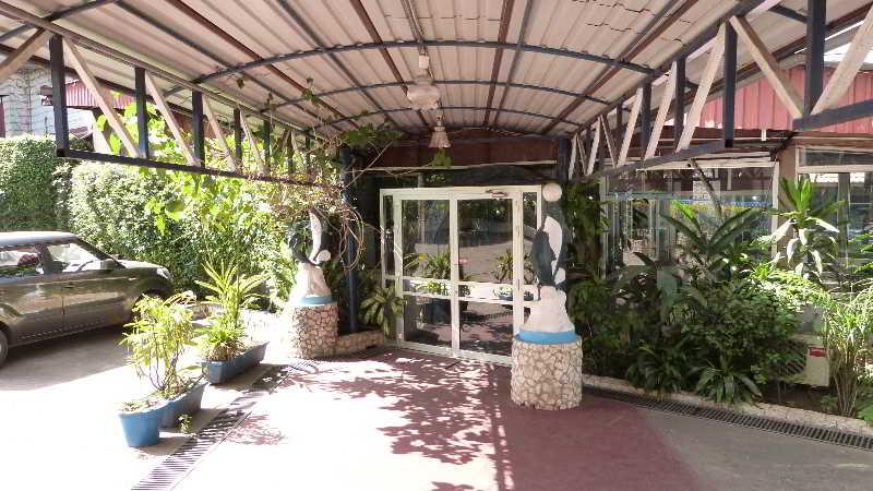 Riviera Taouyah Hotel Conakry Exterior photo